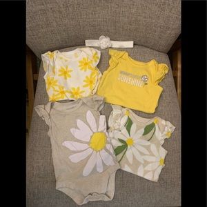 🌼Baby Onesies - lot🌼 New Born up-to 7lbs